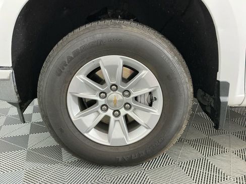 Used 2025 Chevrolet Silverado 1500 LT w/ Safety Package image 30