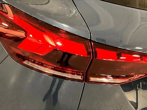 New 2027 Audi SQ6 e-tron Premium Plus AWD/4WD image 14