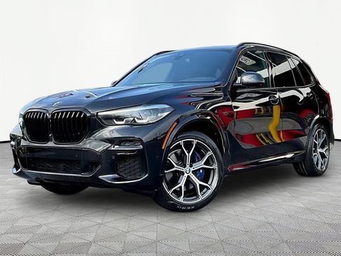 Used 2022 BMW X5 sDrive40i w/ M Sport Package RWD image 3