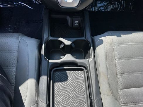 Used 2019 Honda CR-V LX image 15