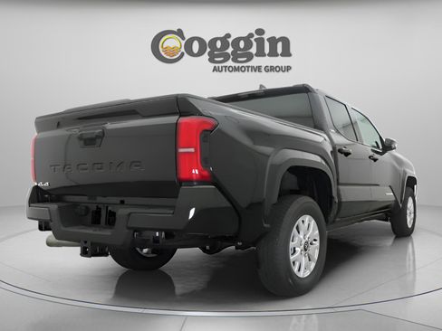 New 2026 Toyota Tacoma SR5 AWD/4WD image 17