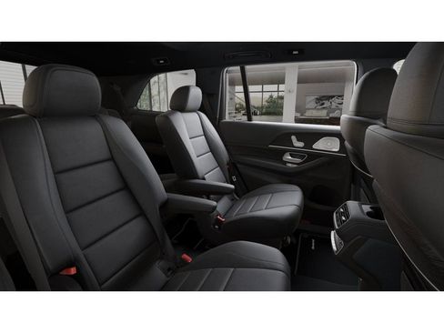 New 2026 Mercedes-Benz GLS 450 4MATIC image 5