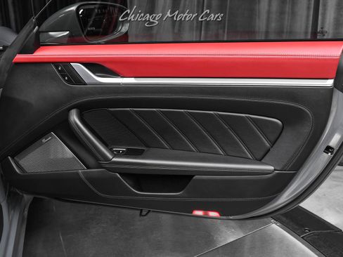 Used 2022 Porsche 911 GT3 RS AWD/4WD image 38