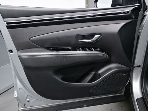 Used 2022 Hyundai Tucson SEL w/ Convenience + Premium Package AWD/4WD image 9