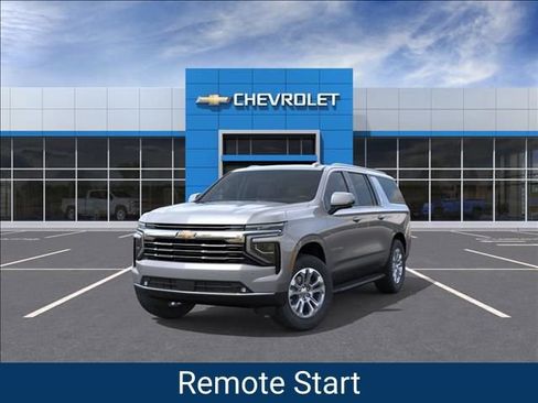 New 2026 Chevrolet Suburban LT w/ Comfort Package AWD/4WD image 9