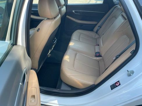 Used 2021 Hyundai Sonata Limited FWD image 12