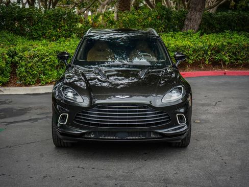 Used 2022 Aston Martin DBX AWD/4WD image 5