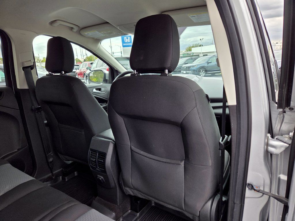 Used 2019 Ford Escape SE FWD image 24
