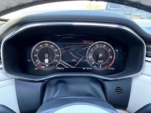 Used 2025 Jaguar F-PACE R-Dynamic S image 20