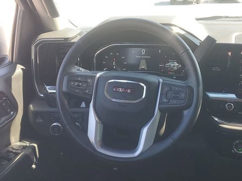 Used 2023 GMC Sierra 1500 Elevation image 25