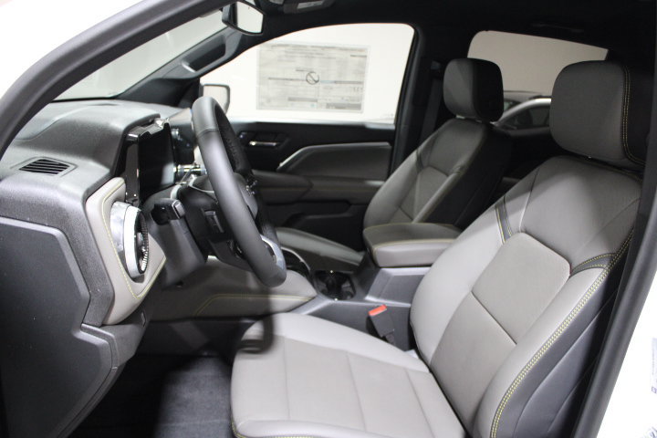 New 2026 Chevrolet Colorado ZR2 AWD/4WD image 19