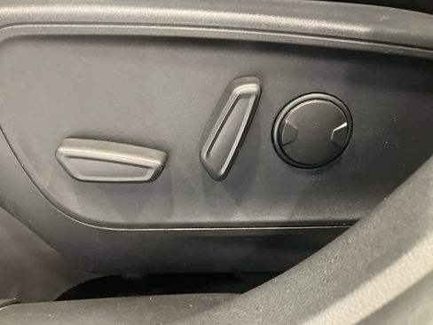 Used 2024 Ford Escape Platinum image 11