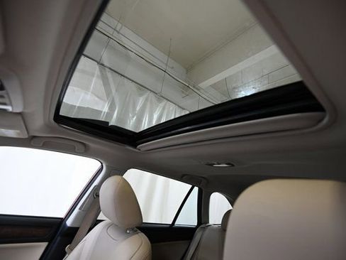 Used 2016 Subaru Outback 2.5i Limited image 23