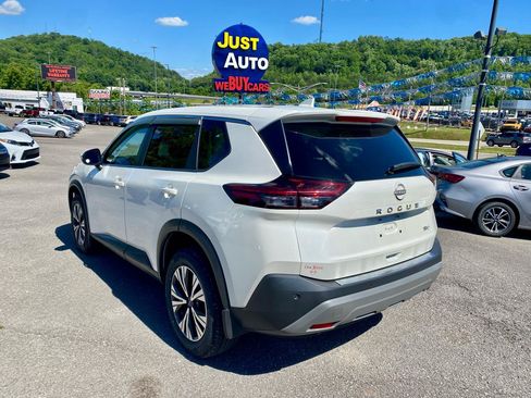 Used 2022 Nissan Rogue SV FWD image 5
