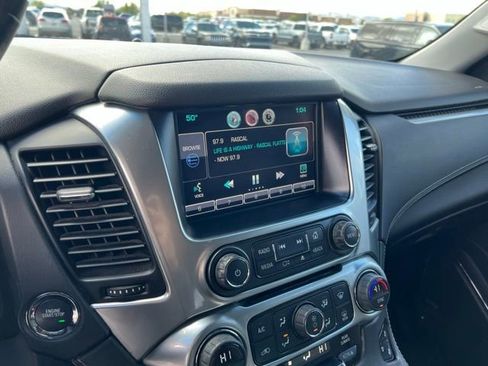 Used 2015 Chevrolet Tahoe LTZ AWD/4WD image 24