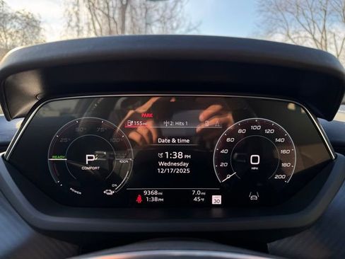 Used 2023 Audi e-tron GT Premium Plus w/ Performance Package image 14