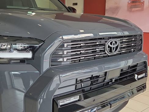 New 2026 Toyota 4Runner Platinum AWD/4WD image 7