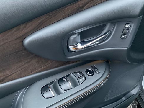 Used 2023 Nissan Murano Platinum image 20