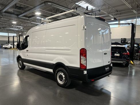 Used 2023 Ford Transit 250 Medium Roof image 8