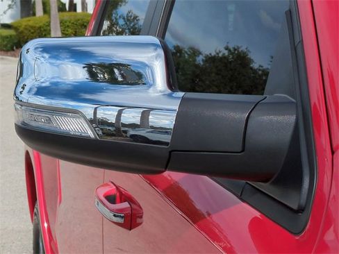 Used 2022 RAM 1500 Laramie image 12