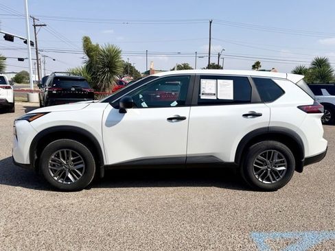 Certified 2025 Nissan Rogue S image 4