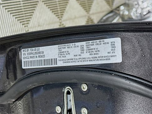 New 2025 RAM 3500 Laramie image 19