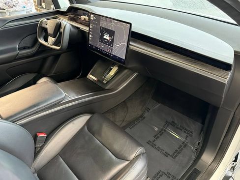 Used 2022 Tesla Model X Plaid AWD/4WD image 32