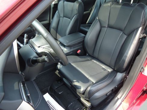 Used 2025 Subaru Legacy Limited AWD/4WD image 24