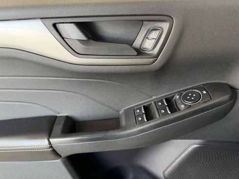 Certified 2023 Ford Escape Active AWD/4WD image 12