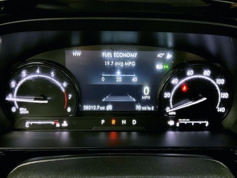 Used 2021 Lincoln Corsair AWD w/ Premium Package image 19