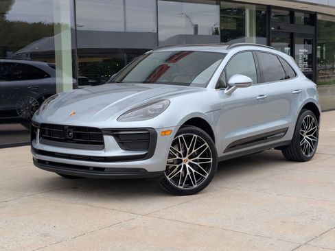New 2026 Porsche Macan AWD/4WD image 1