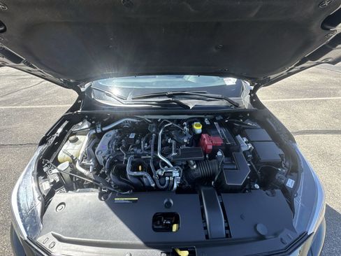 Certified 2025 Nissan Sentra S FWD image 38