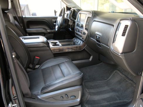 Used 2016 GMC Sierra 2500 Denali w/ Duramax Plus Package image 39