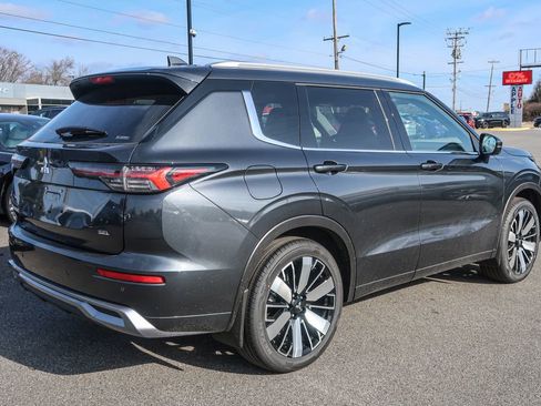 New 2026 Mitsubishi Outlander SEL AWD/4WD image 10