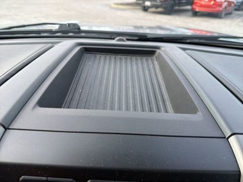 Used 2020 Ford Expedition Max XLT w/ Equipment Group 202A image 30