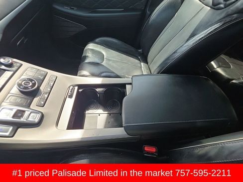 Used 2020 Hyundai Palisade Limited image 17