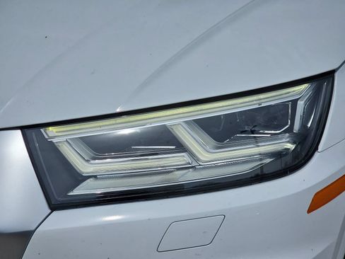 Used 2018 Audi Q5 2.0T Premium Plus w/ Premium Plus Package AWD/4WD image 27