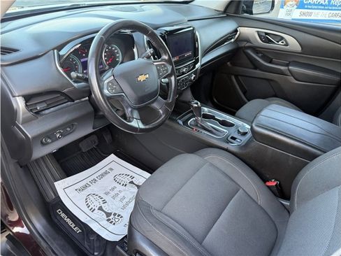Used 2020 Chevrolet Traverse LT image 17