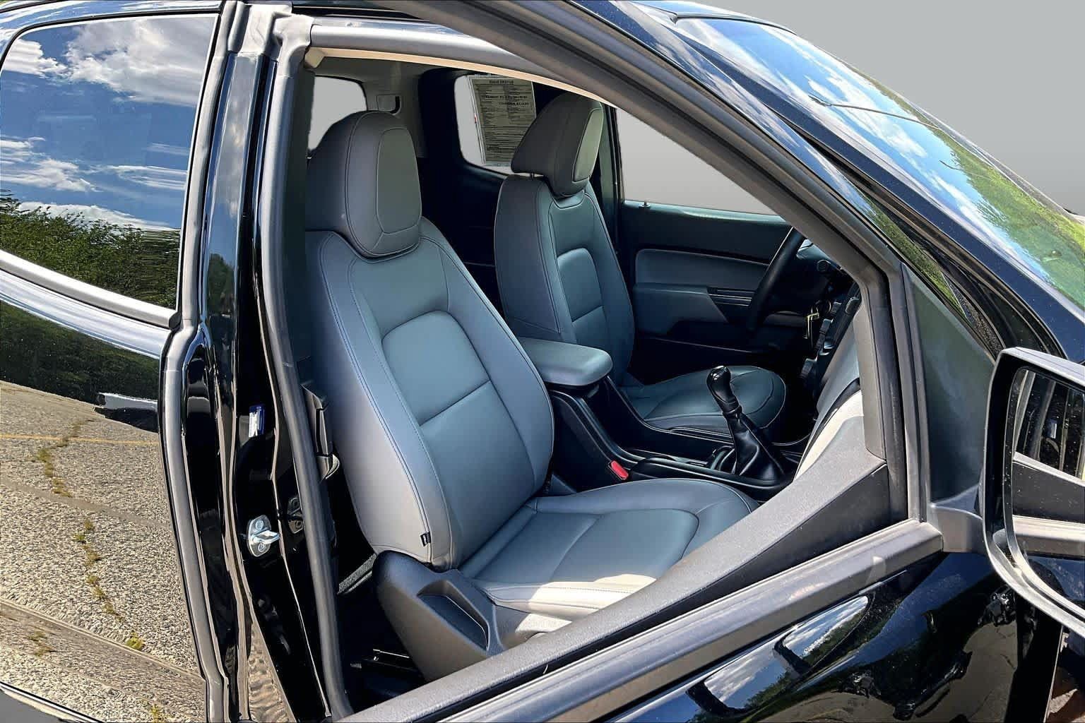 Used 2017 GMC Canyon SL RWD image 8