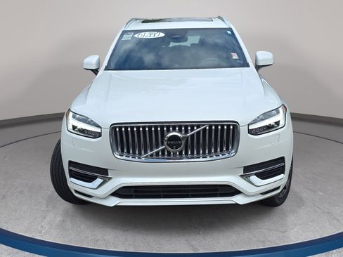Used 2024 Volvo XC90 T8 Ultimate w/ Lounge Package AWD/4WD image 2