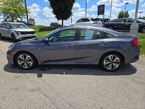 Used 2016 Honda Civic EX-T image 9