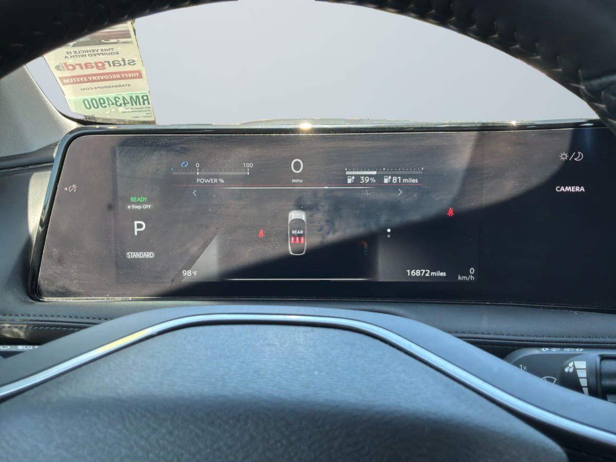 Used 2024 Nissan Ariya FWD image 12