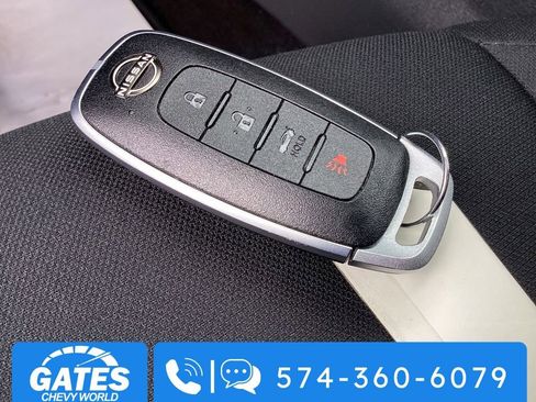 Used 2025 Nissan Sentra SV FWD image 23