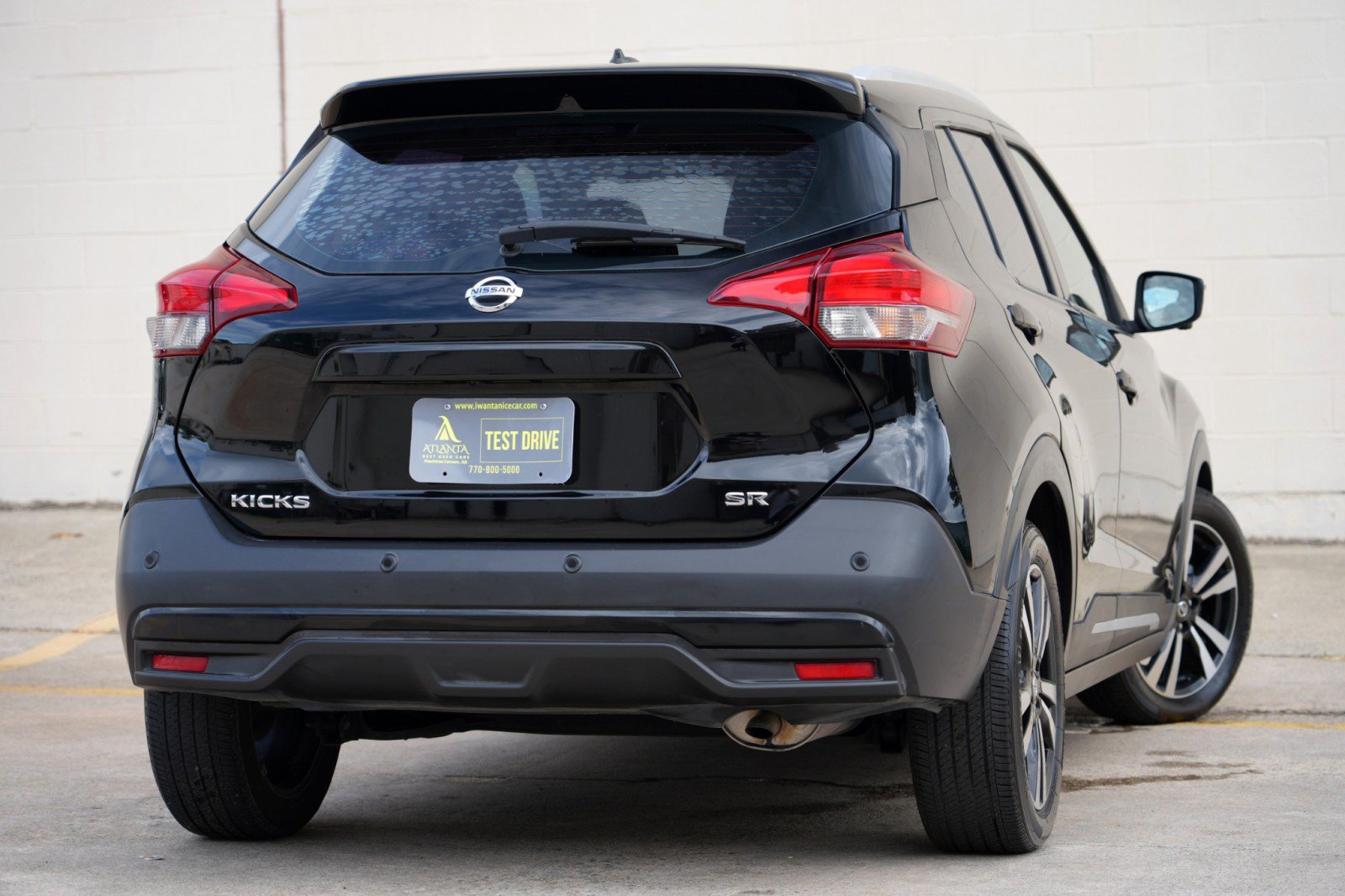 Used 2020 Nissan Kicks SR FWD image 4