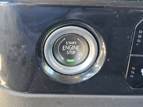 Used 2023 GMC Sierra 1500 SLE AWD/4WD image 24