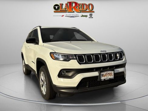 New 2026 Jeep Compass Latitude image 1