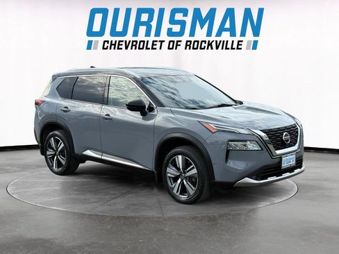 Used 2021 Nissan Rogue Platinum image 1