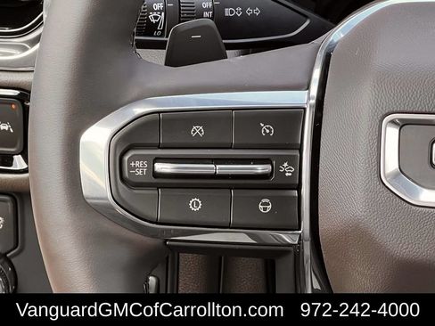 New 2026 GMC Yukon Elevation w/ Elevation Premium Package AWD/4WD image 10