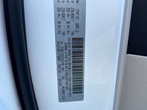 Used 2020 Chrysler Pacifica Touring image 39