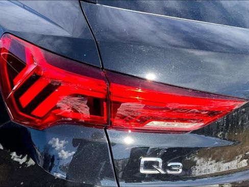 Certified 2025 Audi Q3 2.0T Premium w/ Convenience Package image 29